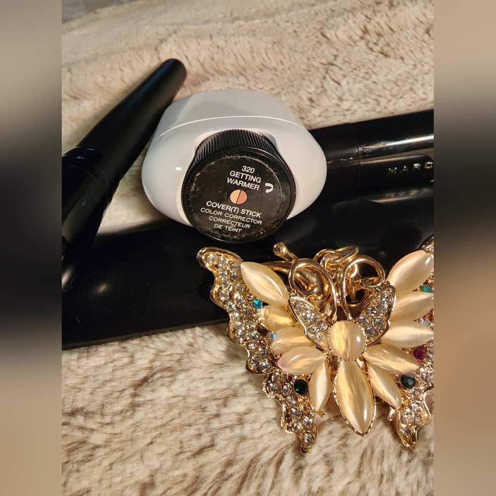 Marc Jacobs Cover(T) Stick- Getting Warmer - Picture 2 of 3